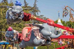 Explore a magica das animações na Fantasyland da Disneyland Califórnia parte 2 13