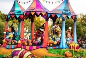 Os Shows e Paradas de Halloween da Disneyland Tokyo 26